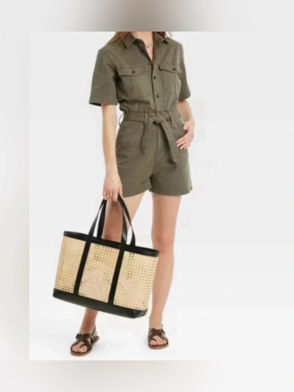 Universal Thread women short